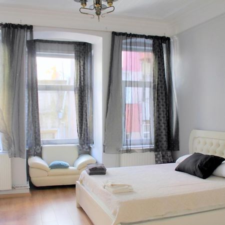 For Those Who Want To Be Close To Beyoglu Istiklal Street Apartment Истанбул Екстериор снимка
