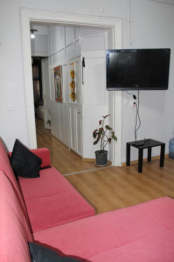 For Those Who Want To Be Close To Beyoglu Istiklal Street Apartment Истанбул Екстериор снимка